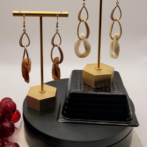 Women Chain Link Dangle Pierced Earrings Brown Marble Pattern Shiny Gold Plating - Picture 3 of 4